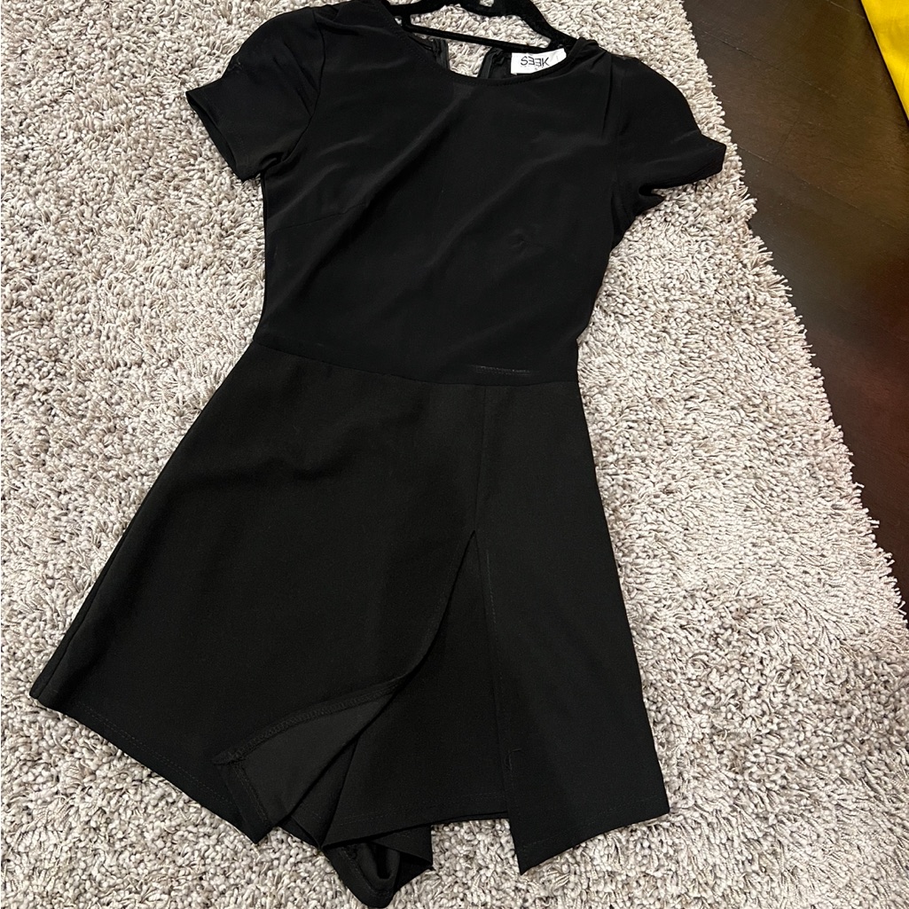 Seek Skort Dress!